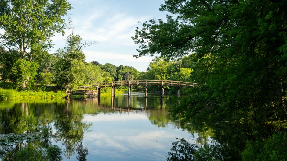 Hudson New Hampshire Housing Market: What Buyers Should Know